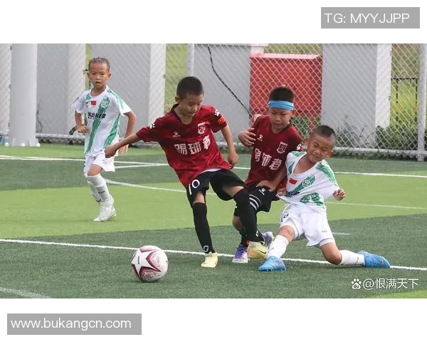 泉城中小学生足球比赛精彩直播共同见证青春拼搏与团队精神的碰撞